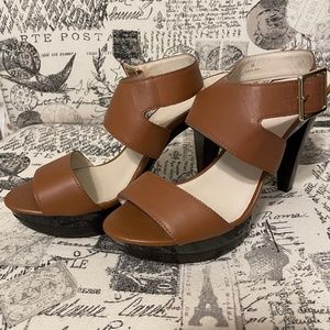 Brown platform Sandals